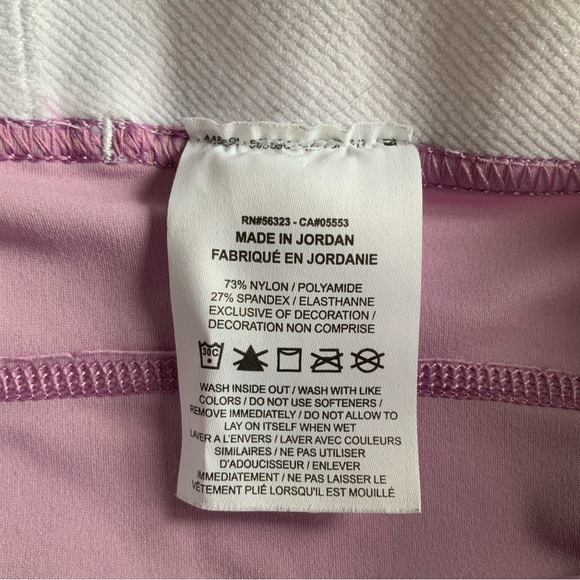 Nike women’s Lilac Leggings - Picture 5 of 9